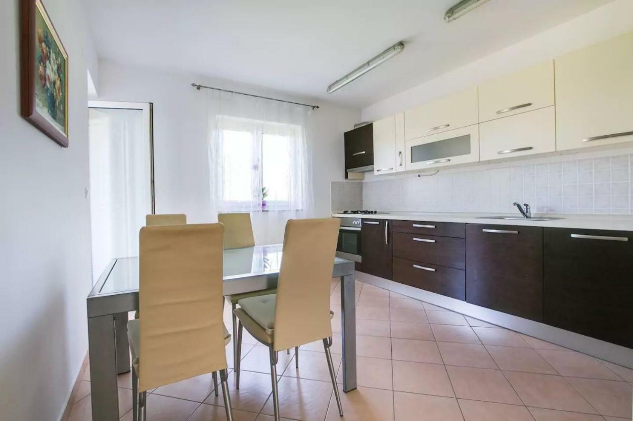Apartment Vitalia 2+2 포레치 외부 사진